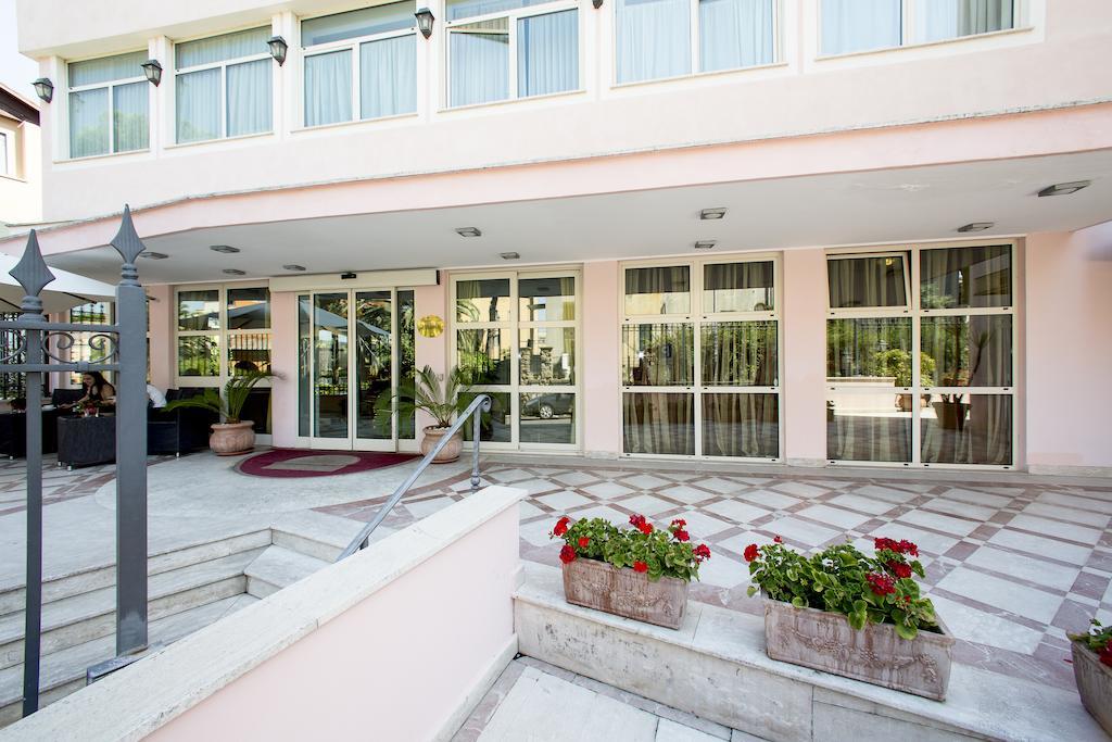 Sunrise Hotel - Rome, Rome